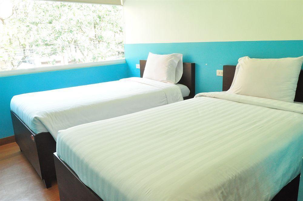 Hostellery Manila Exteriör bild