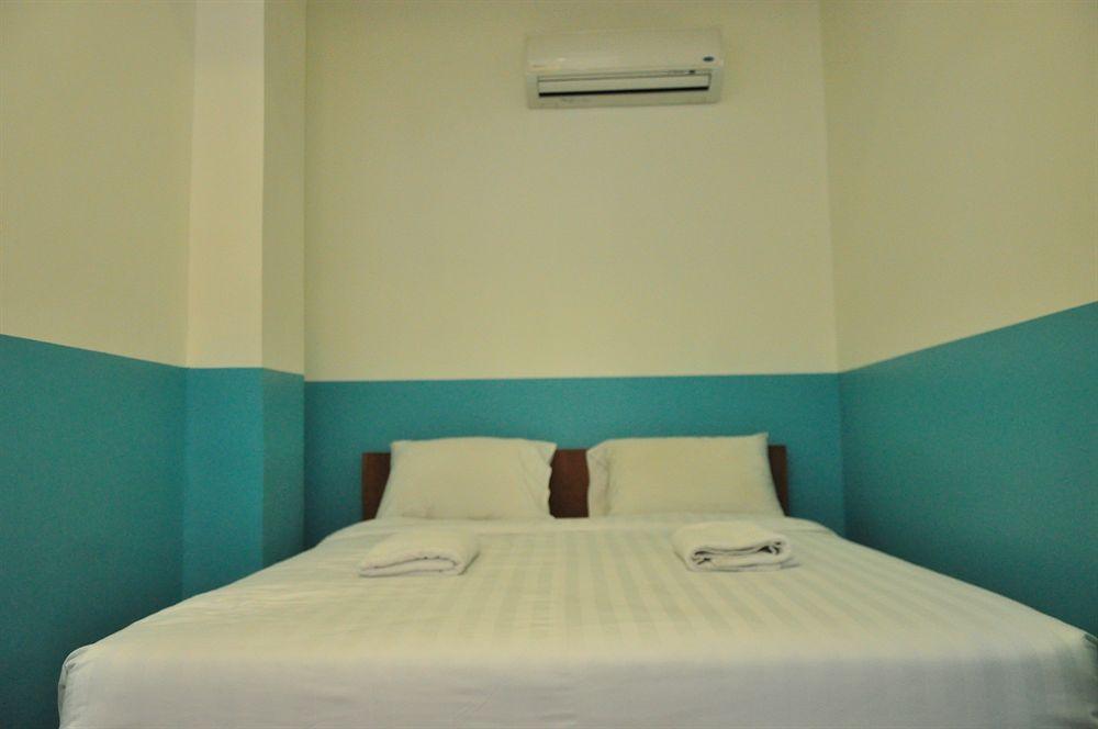 Hostellery Manila Exteriör bild